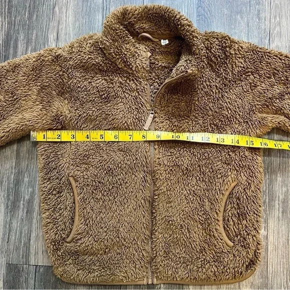 UNIQLO Girls Brown Sherpa Fleece Long Sleeves Jacket Warm Winter Snow Ski 5-6 - Picture 4 of 8